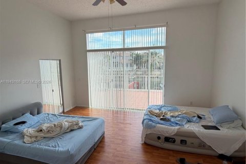 Villa ou maison à louer à Miami, Floride: 4 chambres, 226.5 m2 № 1999525 - photo 26