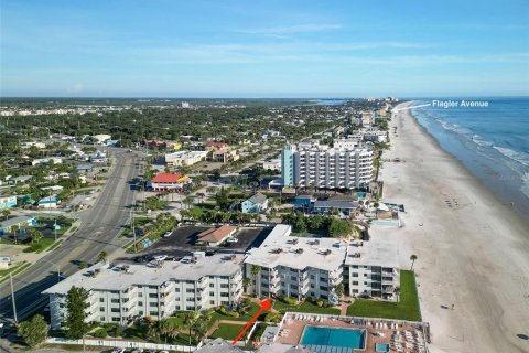 Condo in New Smyrna Beach, Florida, 2 bedrooms  № 1888481 - photo 3