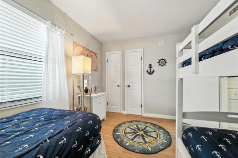 Condo in New Smyrna Beach, Florida, 2 bedrooms  № 1888481 - photo 25