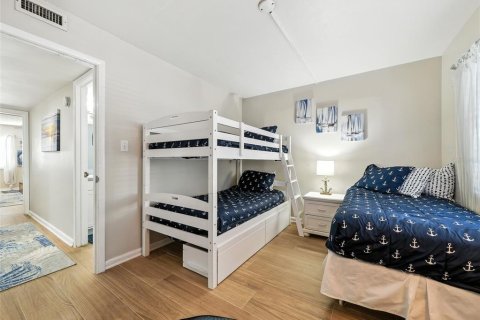 Condo in New Smyrna Beach, Florida, 2 bedrooms  № 1888481 - photo 24