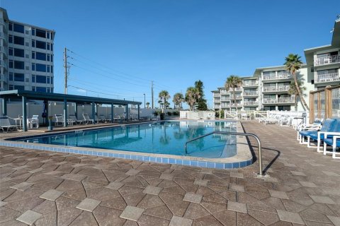 Condo in New Smyrna Beach, Florida, 2 bedrooms  № 1888481 - photo 6