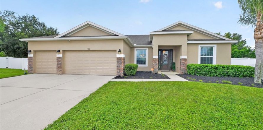 Villa ou maison à Deltona, Floride 4 chambres, 227.52 m2 № 2324204