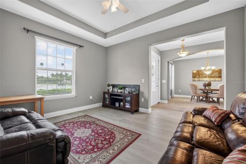 Villa ou maison à vendre à Deltona, Floride: 4 chambres, 227.52 m2 № 2324204 - photo 16