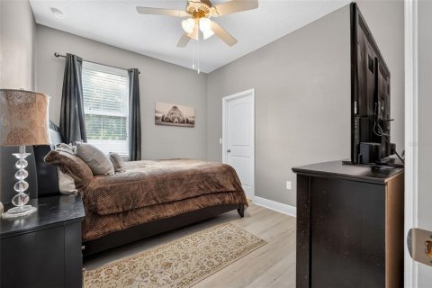 Villa ou maison à vendre à Deltona, Floride: 4 chambres, 227.52 m2 № 2324204 - photo 25