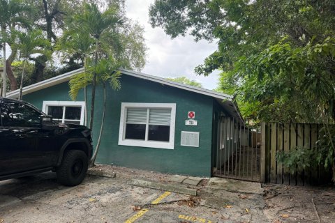 Condo in Fort Lauderdale, Florida, 2 bedrooms  № 2361994 - photo 4