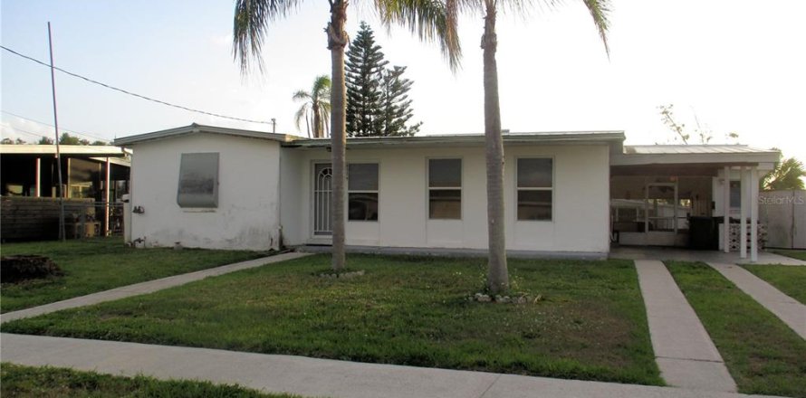 House in North Port, Florida 3 bedrooms, 137.59 sq.m. № 1622076