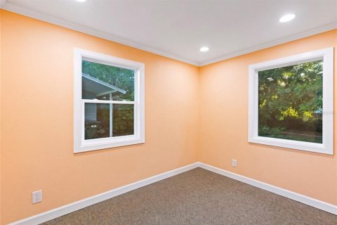 Immobilier commercial à vendre à Largo, Floride: 141.77 m2 № 2418530 - photo 16