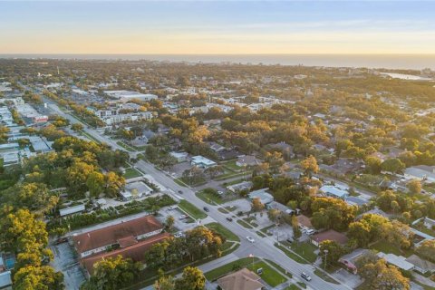 Immobilier commercial à vendre à Largo, Floride: 141.77 m2 № 2418530 - photo 27