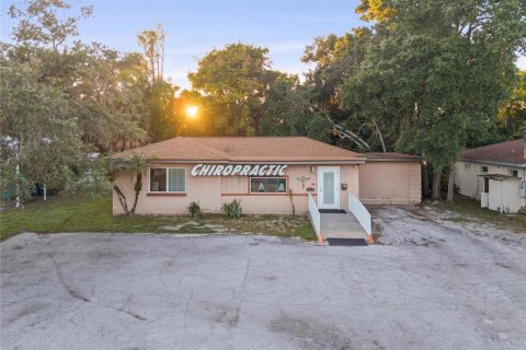 Immobilier commercial à vendre à Largo, Floride: 141.77 m2 № 2418530 - photo 2