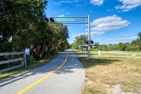 Casa en alquiler en Sarasota, Florida, 3 dormitorios, 105.26 m2 № 1912884 - foto 6
