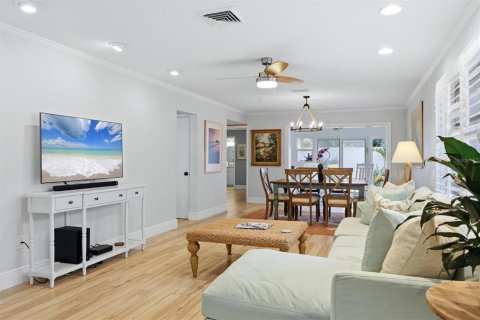 Villa ou maison à vendre à Sarasota, Floride: 2 chambres, 155.33 m2 № 2417042 - photo 10