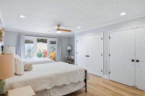Villa ou maison à vendre à Sarasota, Floride: 2 chambres, 155.33 m2 № 2417042 - photo 26