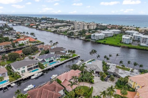 Снять в аренду виллу или дом в Делрей-Бич, Флорида 7 комнат, 304.63м2, № 2407675 - фото 6