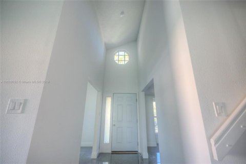 Casa en venta en Orlando, Florida, 5 dormitorios, 228.26 m2 № 2230738 - foto 14