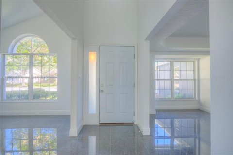 Casa en venta en Orlando, Florida, 5 dormitorios, 228.26 m2 № 2230738 - foto 21