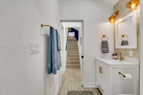 Villa ou maison à louer à Miami, Floride: 3 chambres, 141.03 m2 № 1997374 - photo 24