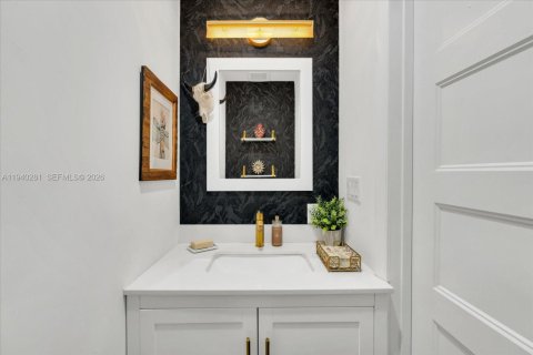 Villa ou maison à louer à Miami, Floride: 3 chambres, 141.03 m2 № 1997374 - photo 30