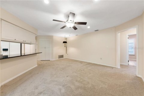 Casa en alquiler en Seminole, Florida, 4 dormitorios, 171.22 m2 № 1908373 - foto 24