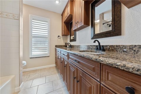 Casa en alquiler en Seminole, Florida, 4 dormitorios, 171.22 m2 № 1908373 - foto 19