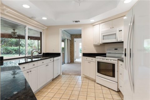 Casa en alquiler en Seminole, Florida, 4 dormitorios, 171.22 m2 № 1908373 - foto 12