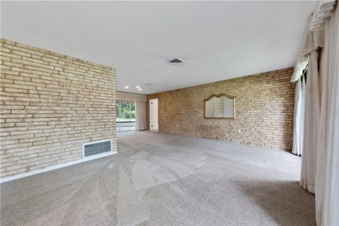 Casa en alquiler en Seminole, Florida, 4 dormitorios, 171.22 m2 № 1908373 - foto 5