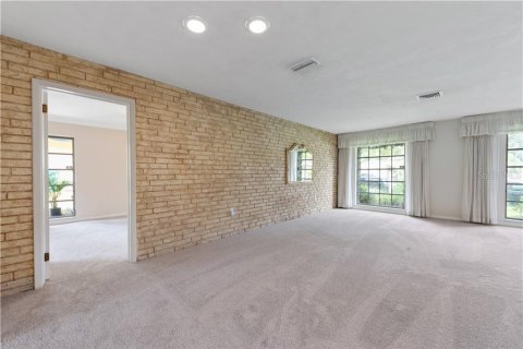 Casa en alquiler en Seminole, Florida, 4 dormitorios, 171.22 m2 № 1908373 - foto 6