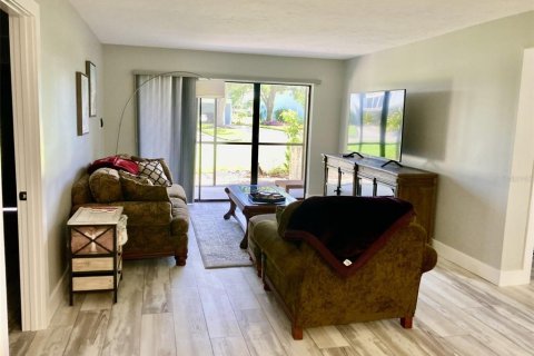 Condominio en alquiler en Bradenton, Florida, 2 dormitorios, 109.44 m2 № 1808769 - foto 4