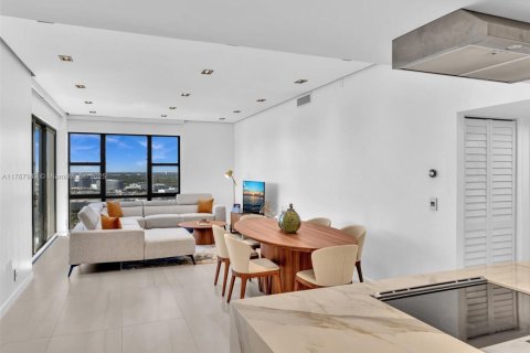 Condominio en venta en Aventura, Florida, 2 dormitorios, 121.98 m2 № 1700321 - foto 6