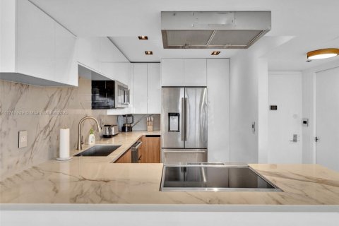 Condominio en venta en Aventura, Florida, 2 dormitorios, 121.98 m2 № 1700321 - foto 28
