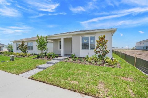 Casa en alquiler en Orlando, Florida, 4 dormitorios, 159.33 m2 № 1894581 - foto 2