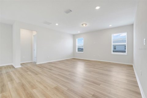 Casa en alquiler en Orlando, Florida, 4 dormitorios, 159.33 m2 № 1894581 - foto 5