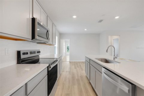 Casa en alquiler en Orlando, Florida, 4 dormitorios, 159.33 m2 № 1894581 - foto 10