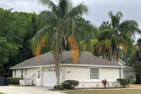 House in Port Orange, Florida 3 bedrooms, 244.05 sq.m. № 1652224 - photo 2