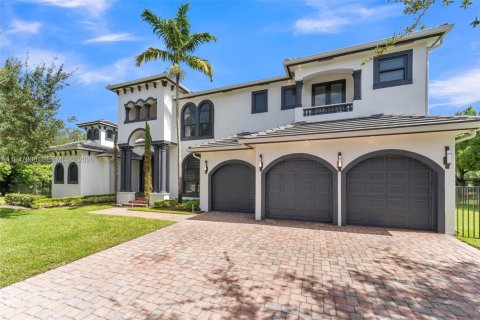 Villa ou maison à vendre à Davie, Floride: 5 chambres, 486.25 m2 № 2004624 - photo 3