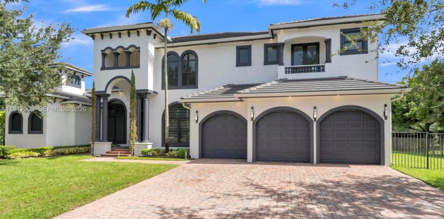 Villa ou maison à Davie, Floride 5 chambres, 486.25 m2 № 2004624