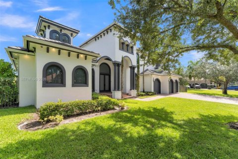 Villa ou maison à vendre à Davie, Floride: 5 chambres, 486.25 m2 № 2004624 - photo 2