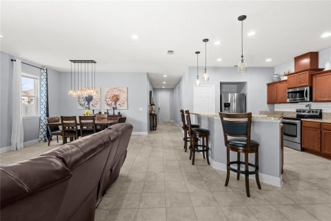 Casa en venta en DeLand, Florida, 4 dormitorios, 183.2 m2 № 2134365 - foto 4