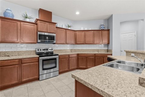Casa en venta en DeLand, Florida, 4 dormitorios, 183.2 m2 № 2134365 - foto 16