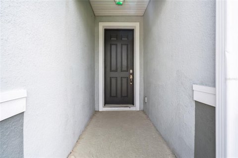 Casa en venta en DeLand, Florida, 4 dormitorios, 183.2 m2 № 2134365 - foto 3