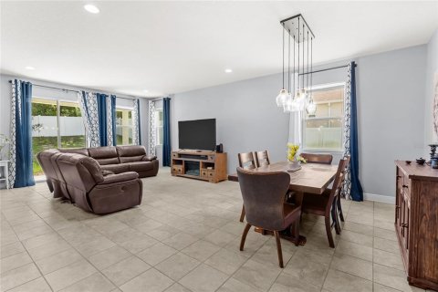 Casa en venta en DeLand, Florida, 4 dormitorios, 183.2 m2 № 2134365 - foto 9