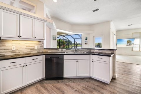 Casa en venta en Englewood, Florida, 3 dormitorios, 238.29 m2 № 1751416 - foto 14