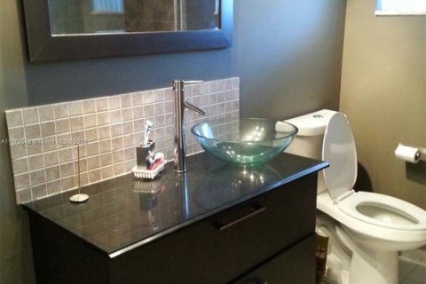 Copropriété à vendre à Miami, Floride: 1 chambre, 87.98 m2 № 2015906 - photo 5