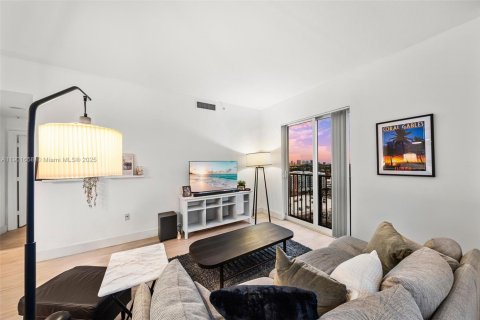 Купить кондоминиум в Корал-Гейблс, Флорида 2 спальни, 109.53м2, № 1953212 - фото 11