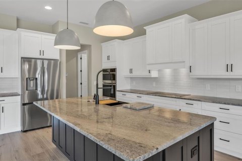 Casa en venta en Lakeland, Florida, 4 dormitorios, 279.45 m2 № 2229616 - foto 11