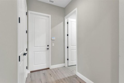 Casa en venta en Lakeland, Florida, 4 dormitorios, 279.45 m2 № 2229616 - foto 16
