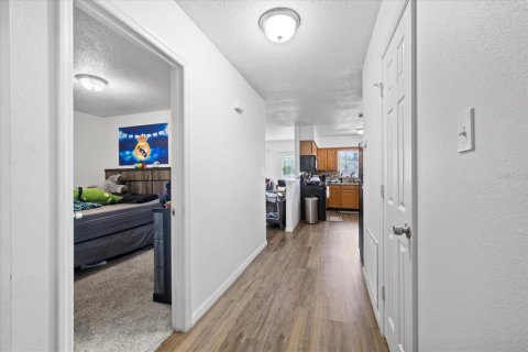 Casa en venta en Tampa, Florida, 4 dormitorios, 149.02 m2 № 1774752 - foto 12