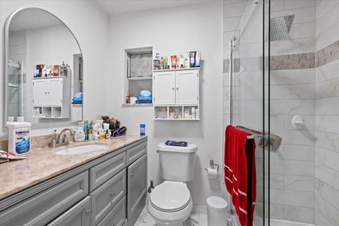 Casa en venta en Tampa, Florida, 4 dormitorios, 149.02 m2 № 1774752 - foto 19