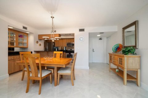 Condominio en alquiler en Clearwater, Florida, 2 dormitorios, 102.19 m2 № 1917345 - foto 11