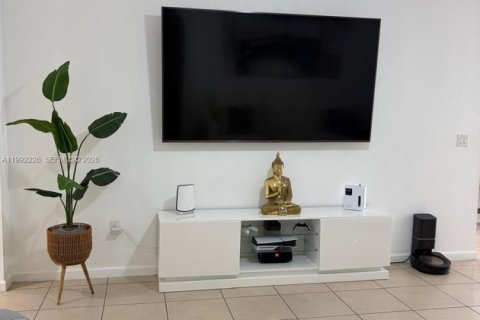 Casa en venta en Homestead, Florida, 3 dormitorios, 157.93 m2 № 2055404 - foto 14