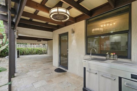Villa ou maison à louer à Miami, Floride: 3 chambres, 171.31 m2 № 2376202 - photo 29